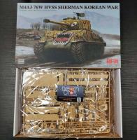 RFM 5049 1/35 M4A3 76w hvss Sherman Korean war (โมเดลรถถัง Model DreamCraft)