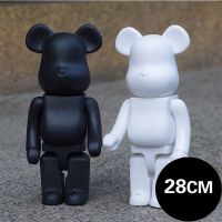 ของเล่นฟิกเกอร์ bearbrick 400 % 28 ซม. สีขาวดำ