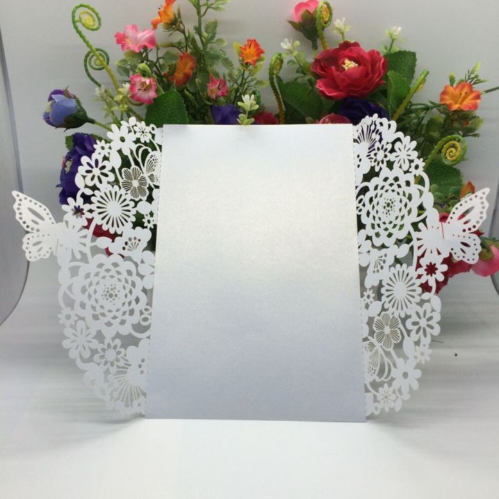 การ์ดกระดาษเชิญงานแต่งงานมุกแวววาว10ชิ้น-แพ็คที่ใส่ของลายดอกไม้ผีเสื้อแกะสลัก3d-สำหรับงานแต่งงานงานวันเกิด