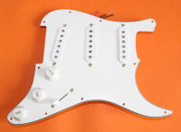 【ส่งจากกรุงเทพฯ 】Prewired Pickguard Schrauben ชุดโมเดลที่ระลึกคลาสสิก Prewired โหลด SSS Pickguard Alnico V Pickups ใน60S สำหรับ Fender ST กีตาร์