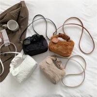 【CW】 Soft Shoulder Fluffy Crossbody Fold Top handle Color Female Tote Purse