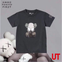 *พร้อมส่งในไทย*KAWS TOKYO FIRST X UNIQLO UT แท้%