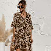 【HOT】♚⊙ Floral Stitching ShortSleeve V-neck Flared Sleeves Female Leopard Print Dresses