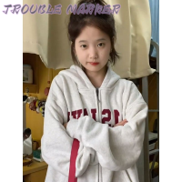 TroubleMaker เสื้อฮู้ด เสื้อแขนยาวอบอุ่น หลวมและสบาย ๆ สไตล์ขี้เกียจย้อนยุคอเมริกัน 2023NEW WWY2390W7T 37Z230913