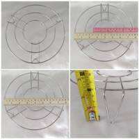 อุปกรณ์เสริม Model.640 ตะแกรงรองหุง 7.8 นิ้ว สูง 2.5 นิ้ว แบบ 3 ขา สแตนเลส ชั้นวางอาหาร ตะแกรง หม้อ อะไหล่ อุปกรณ์ประกอบอาหาร ใช้กับความร้อนได้