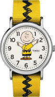 Timex Weekender 38mm Peanuts Collection Charlie Brown