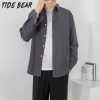 TIDE BEAR เสื้อแขนยาวลายทางชายเสื้อเชิ้ตแขนยาวสีดําของผู้ชายแฟชั่น