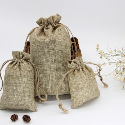 Vintage Retro Drawstring Jute Burlap Gift Bags Christmas Halloween Wedding Birthday Party Gift Packaging Hessian Hemp Pouches Gift Wrapping  Bags