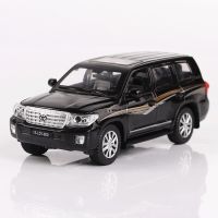 โมเดลจำลอง1:32 Toyota LAND CRUISER รถของเล่นโมเดลรถ Diecast อัลลอยด์พร้อม F230ดึงถอยหลังสำหรับเด็ก