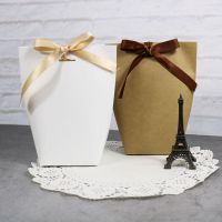 50pcs White Kraft Black Paper Bag Bronzing French Merci Thank You Gift Box Package Wedding Party Favor Candy Bags With Ribbon