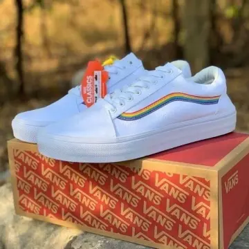 Vans yacht deals club rainbow