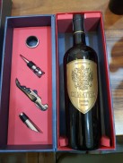 Nhập khẩu chính hãng Set quà tặng Hộp 1 chai Vang Ý Di Matteo kèm phụ kiện