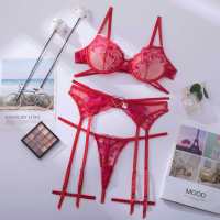 2023 Korean Love Red Lingerie Sexy Bra And Panty Set 3-Pieces Luxury Lace Fancy Underwear Thongs Garters Erotic Intimate Set