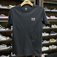 ☈✟ VANS เสื้อยืดลําลอง แขนสั้น พิมพ์ลายโลโก้ สีดํา สําหรับผู้ชาย ผู้หญิง เหมาะกับการเล่นกีฬา VN0A3ZO8BLK