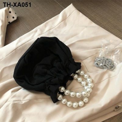 Small 2021 new clouds fold bag Korea pearl elastic bucket shoulder aslant pumpkin package
