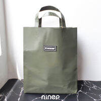 กระเป๋า Shopper Bag ผ้าใบกันน้ำ สำหรับสายช้อป ของใช้เยอะ ใส่กล่อรองเท้าได้  มีแผ่นรองก้นกระเป๋า