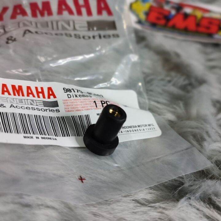 Yamaha Genuine (per piece) Visor Inner Bolt / Windshield Rubber Nut