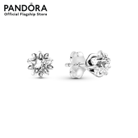 Star sterling silver stud earrings with clear cubic zirconiaTH