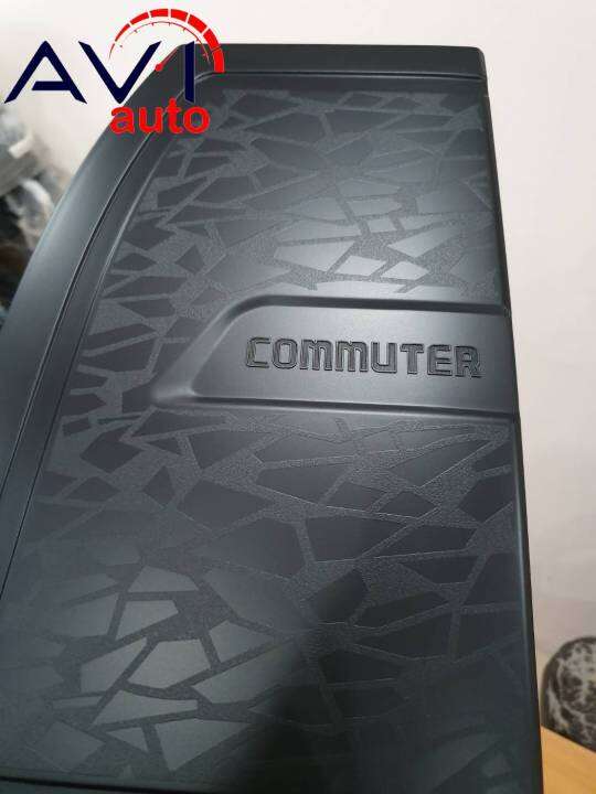 ครอบฝาถังน้ำมันรถตู้-toyota-commuter-hiace-2019-logo-commuter