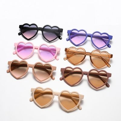 2022 Korean Style Candy Heart Children 39;s Sunglasses Cute Sunscreen Eyeglasses Fashion Party Girls Kid Pink Glasses Oculos De Sol