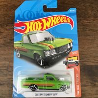 โมเดลรถเหล็ก Hot wheels CUSTOM 72 CHEVY LUV