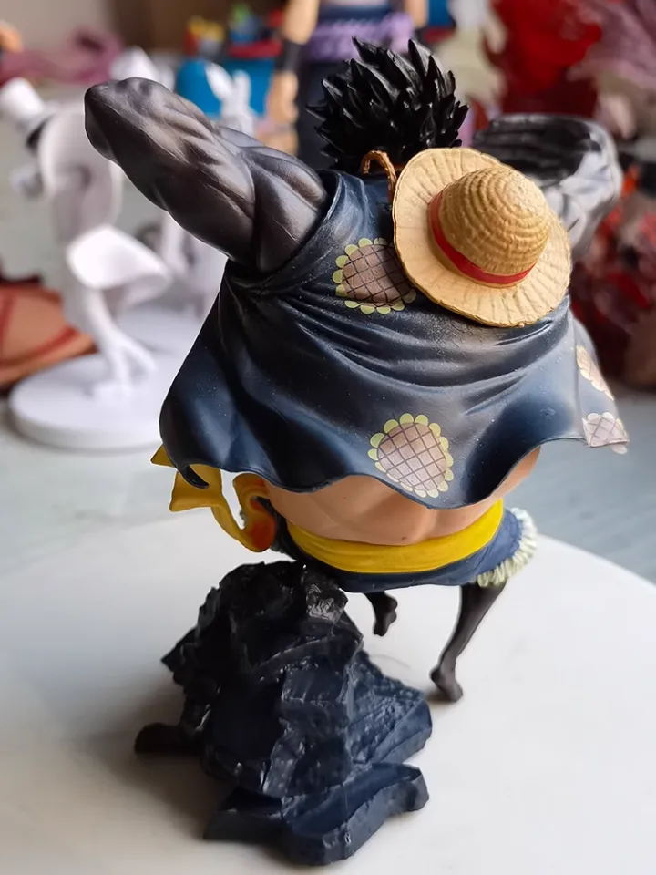 Estátua Monkey D. Luffy: One Piece Haki do Armamento 15cm Post