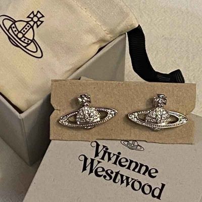 Vivienne Westwood 925ต่างหูเงินต่างหูเพชรสตั๊ดเต็มตัวผู้หญิงตาข่ายสีแดงต่างหูออกแบบเรียบง่ายย้อนยุคสไตล์ฮ่องกง