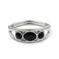 กำไลข้อมือ ประดับคริสตัลสีนิล onyx รุ่น siam-silv0003 by siamonlineshop