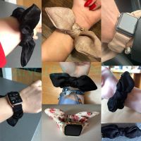 Scrunchie สายนาฬิกาข้อมือยางยืดสำหรับ Fitbit Versa/2/3/Sense/Lite 20มม. สายรัดข้อมือขยายได้สำหรับผู้หญิงสายรัดห่วงไนลอนมีโบว์ทดแทน