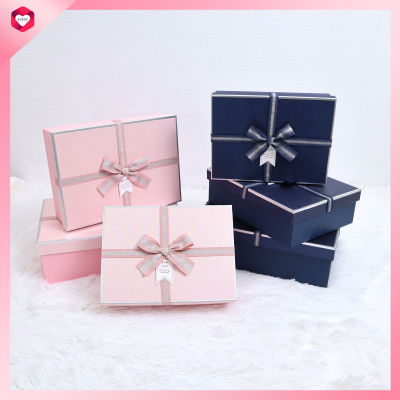 HappyLife Gift Box กล่องของขวัญ กล่องของชำร่วย กล่องกระดาษอย่างแข็ง กล่องดอกไม้ กล่องตุ๊กตา รุ่น C61307-134T
