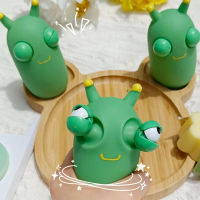 CCC สกุชชี่ ของเล่นบีบมือ Vegetable Worm Funny Eye-catching Grass Worm Pinch Music Vent Decompression Toy