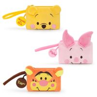 Disney ลิขสิทธิ์แท้ กระเป๋าตังค์ Pooh / Piglet / Eeyore / Tigger : Blossoms ขนาดกลาง (Winnie the pooh)