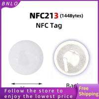 BNLO 50pcs 13.56MHz ป้าย NFC เส้นผ่าศูนย์กลาง25มม. กลมกลมๆ ป้ายสติกเกอร์ฉลาก ใช้งานได้จริง ฉลาก NFC213 สำหรับ Huawei Share ios13ทางลัดอัตโนมัติส่วนบุคคล คัดลอกป้ายโคลน