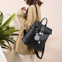 Backpack 2020 new hot style simple fashion portable embroidery line rhombus travel shopping backpack women send pendant bear