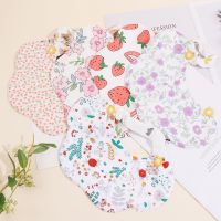 【CC】 1pcs Baby Bibs Garden Floral Pattern Infants Saliva Soft Cotton Burp Newborn Toddler Kids New Korean