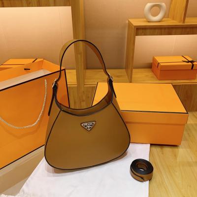 READY STOCK  _ New Classic women Fashion shoulder sling bag handbag all-match bucket bag