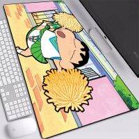 แผ่นรองเมาส์การ์ตูน ญี่ปุ่นยอดนิยม Shinchan Crayon Shinshin ยางระดับไฮเอนด์ที่ละเอียดอ่อน Hem Table Pad แผ่นรองเมาส์คีย์บอร์ดสแควร์แฟนตัวยง