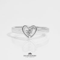 แหวนเพชร Tiny Heart Ring