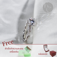 แหวนเพชรเม็ดชู Moissanite 1 กะรัต ดีไซน์หรูหรา พร้อมใบรับรอง GRA ตัวเรือนเงินแท้ 92.5% ชุบทองคำขาว ฝังบ่าข้าง / Ring metal Silver 925 gem type Moissanite GRA certificate