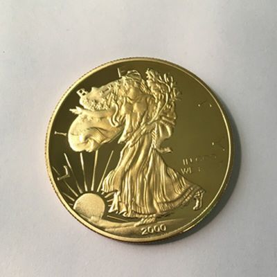 แชท-รองรับเหรียญอิสรภาพ2000รุ่นหายาก3ชิ้นเหรียญจริง24K เหรียญหุ้มทองนกอินทรี40มม. ด้านหลังเหรียญของที่ระลึกตกแต่งบ้าน