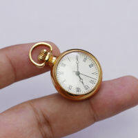 นาฬิกา Vintage มือสองญี่ปุ่น Pocket Watch นาฬิกาพก ระบบ QUARTZ ทรงกลม กรอบทอง หน้าปัดตัวเลขโรมัน หน้าปัด 23มม. ตัวเรือนสแตนเลสสลักลวดลายใช้งานได้ปกติ สภาพดี ของแท้ ไม่กันน้ำ