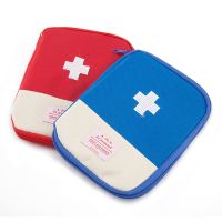 Outdoor Travel Medicine Kit with Zipper Portable Medicine Storage Bag