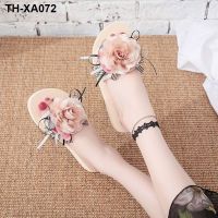 2023 New Slippers Womens Summer Outerwear Fashion Versatile One-word Trawl Net Red Slope Heel Non-slip Seaside Flower Beach Shoes