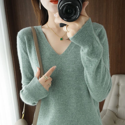 2023 Autumn and Winter New Solid Color V-Neck Knitted Backing Shirt Pullover Slim Sweater Thin Foreign Style Interior 2023
