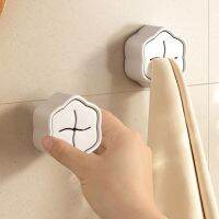 ▩✙ Towel Holder Sucker Anti-deformation Save Space Strong Load Bearing Easy Access Kids Towel Holder Towel Hanger Hang Towel