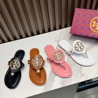 2023 new Tory Burch Four-color Comfortable Flip-flops Beach Slippers