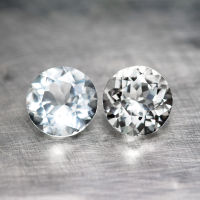 4.85 ct ไวท์ โทแพส 2 เม็ด (White Topaz) ทรงกลม สีขาว