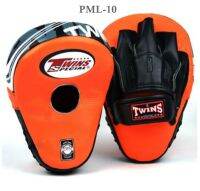 Twins  Special focus mitts PML-10 Orange-Black for Training Muay Thai MMA K1 เป้ามือทวินส์ สเปเชี่ยล แบบโค้ง สีส้ม-สีดำ หนังแท้ สำหรับเทรนเนอร์ ในการฝึกซ้อมนักมวย