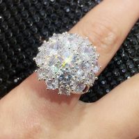 แฟชั่นสำหรับผู้หญิงแหวนดอกไม้หรูหราประดับเพชรสวิสแบบเต็มเงาแหวนแต่งงานสีเงินแหวนขอแต่งงานการหมั้น