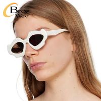 (Bros Woo) แว่นตากันแดดป้องกัน Uv Cloud Shape Punk สำหรับผู้หญิง New Western Fashion Hip Hop Sunglasses